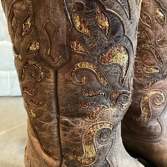 Vintage Corral Brown Boots with Sequins Detail - Picture 2 of 8